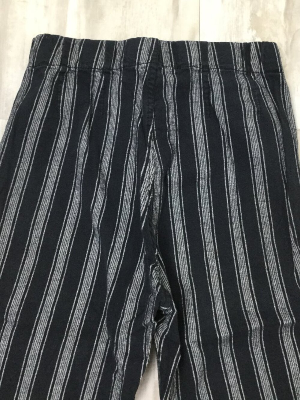 Brandy Melville Elastic Waist Striped Pant s - Picture 4 of 7